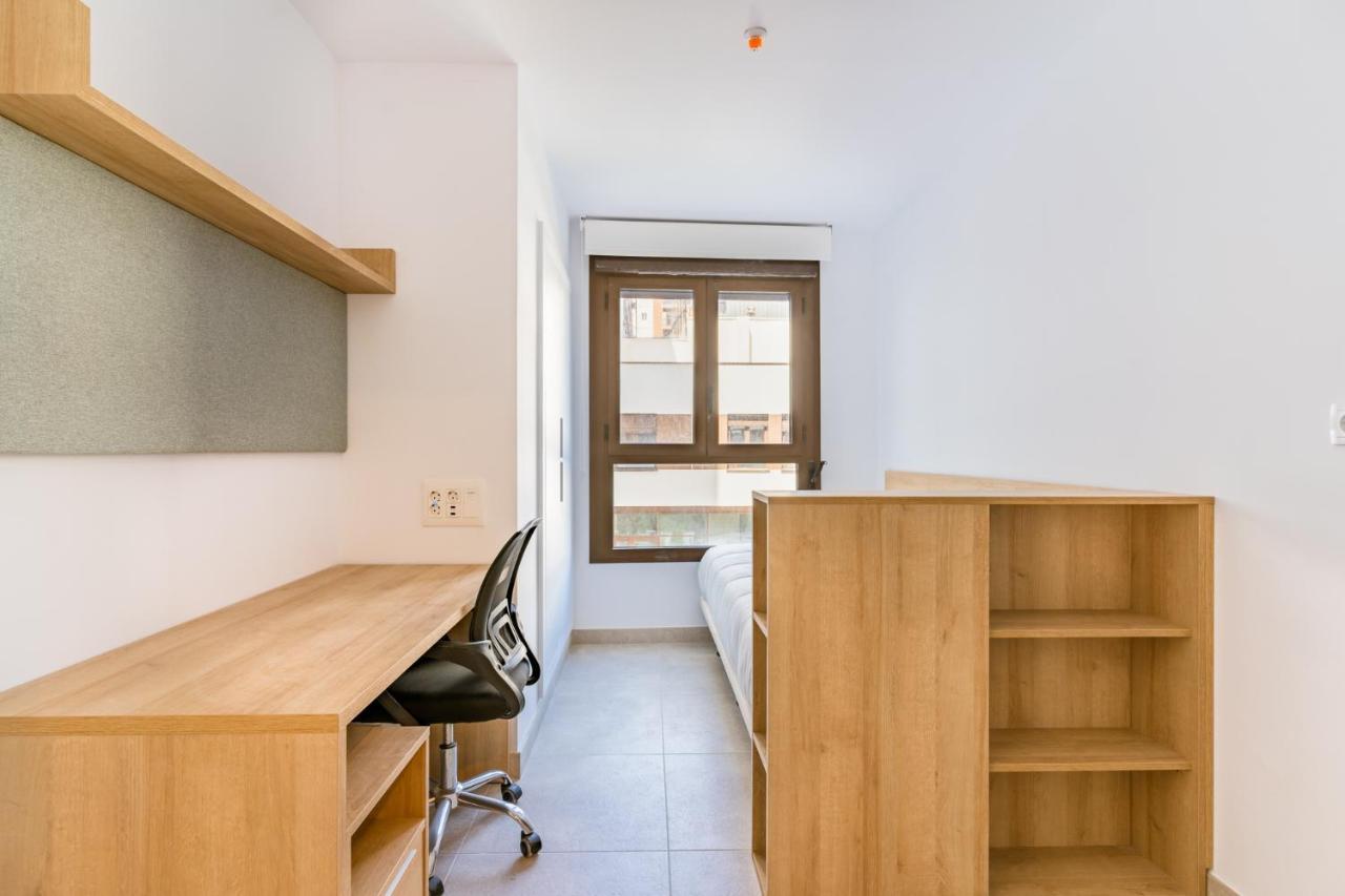瓦伦西亚Micampus Avenida Del Puerto - Residencia De Estudiantes公寓 外观 照片