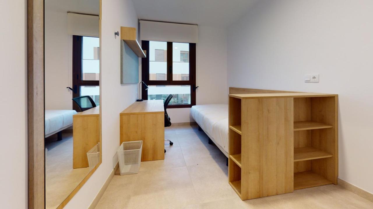 瓦伦西亚Micampus Avenida Del Puerto - Residencia De Estudiantes公寓 外观 照片