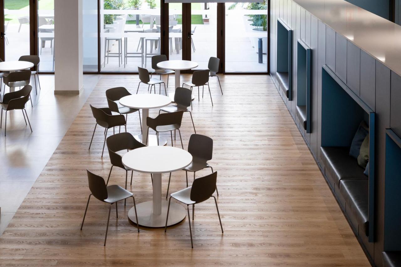 瓦伦西亚Micampus Avenida Del Puerto - Residencia De Estudiantes公寓 外观 照片