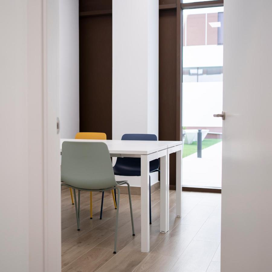 瓦伦西亚Micampus Avenida Del Puerto - Residencia De Estudiantes公寓 外观 照片