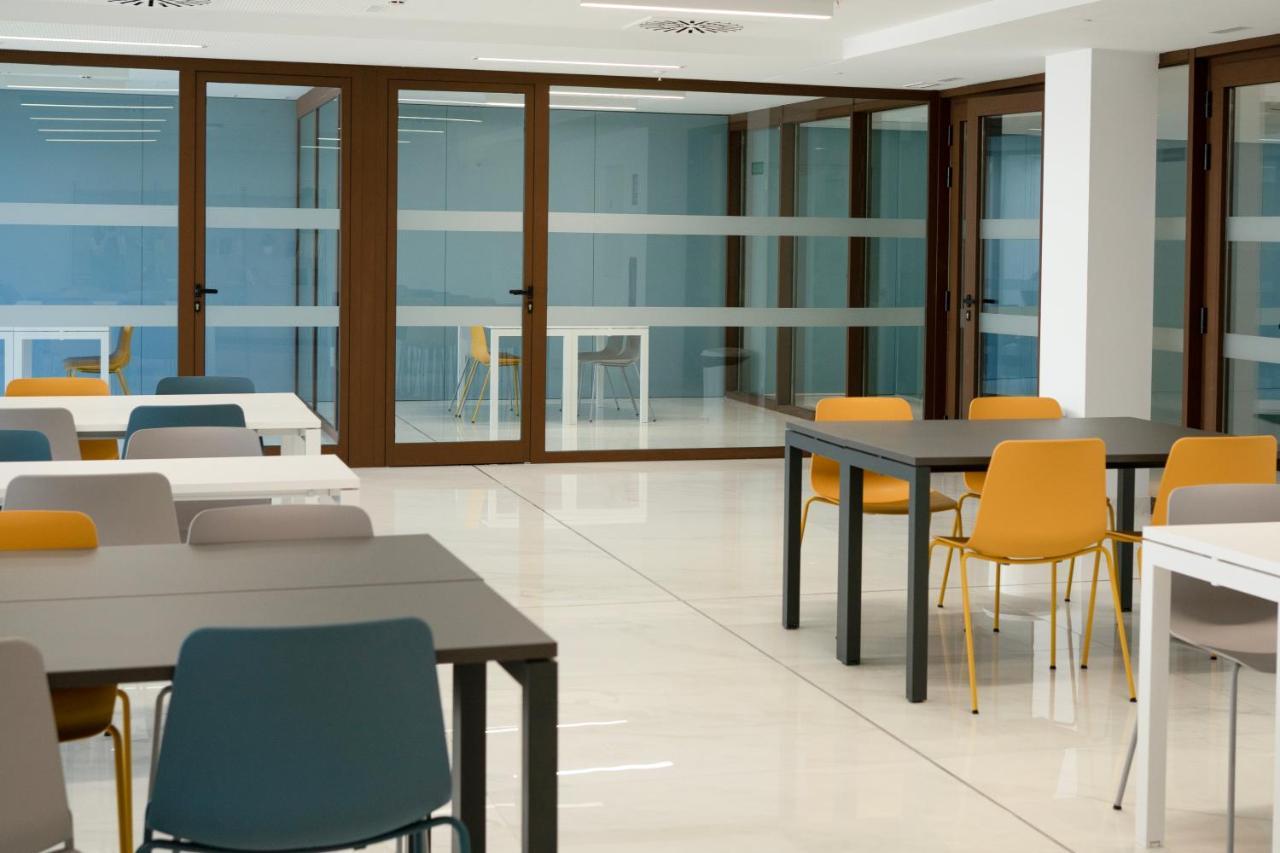瓦伦西亚Micampus Avenida Del Puerto - Residencia De Estudiantes公寓 外观 照片
