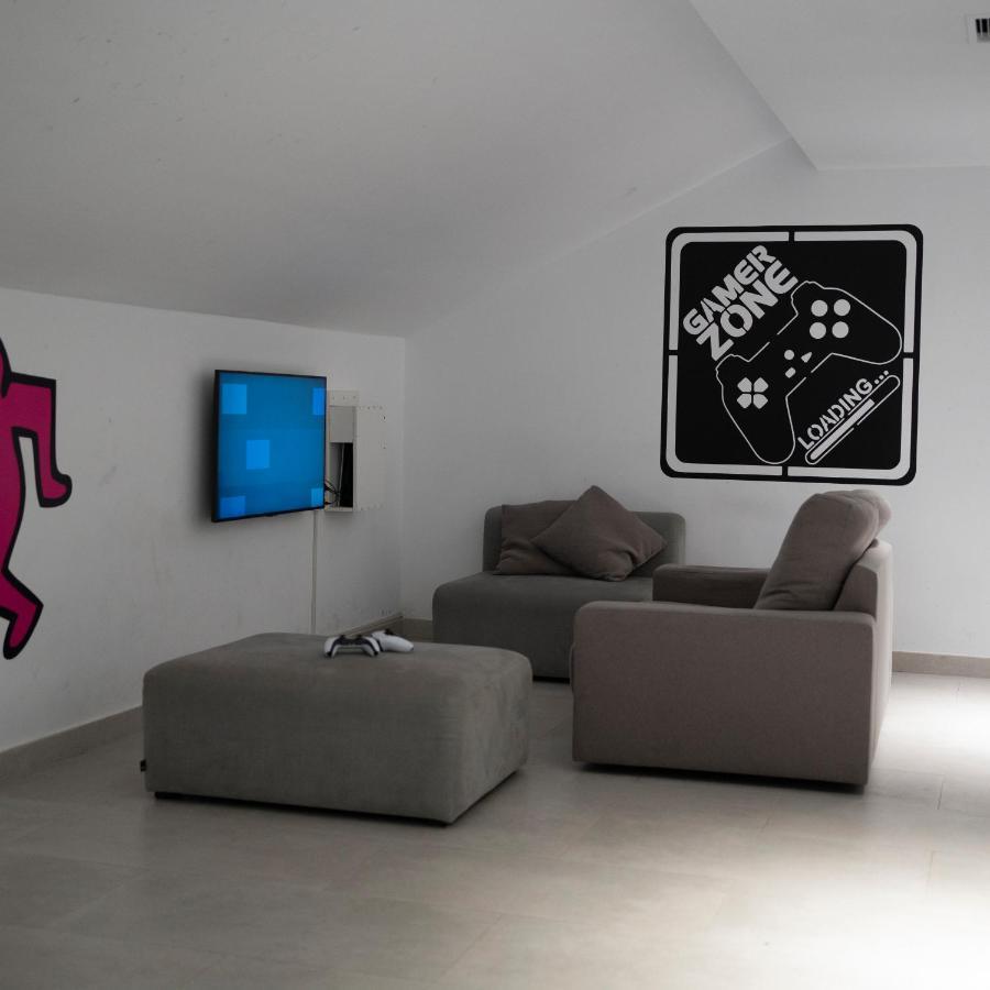 瓦伦西亚Micampus Avenida Del Puerto - Residencia De Estudiantes公寓 外观 照片